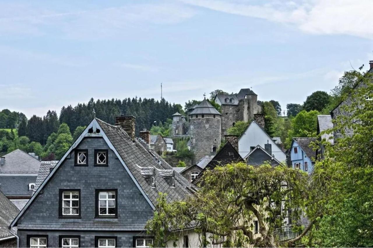 Boutique Fachwerkhaus Thirty Five Appartement Monschau Buitenkant foto